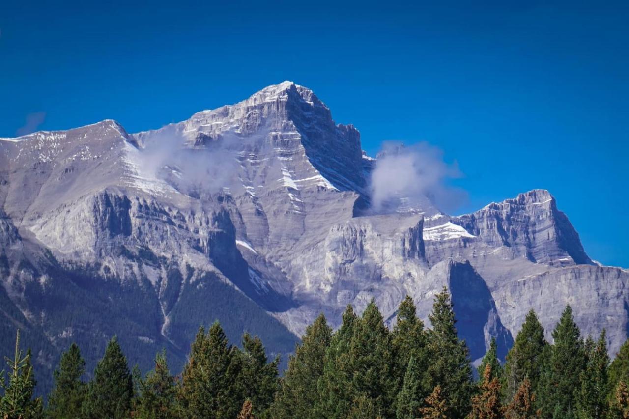 ⭐️ Luxury Mountain View Studio In Canmore ⭐️ Exteriör bild